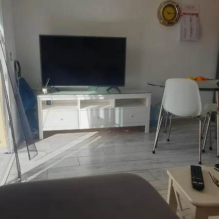 Mareverde 128 아파트