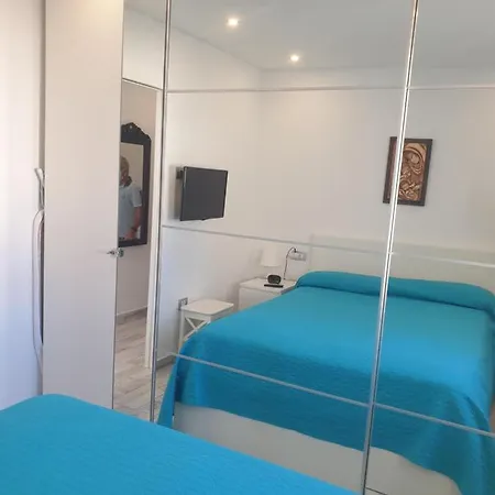 아파트 Mareverde 128 아데제