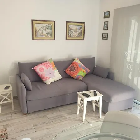 Mareverde 128 אדחה